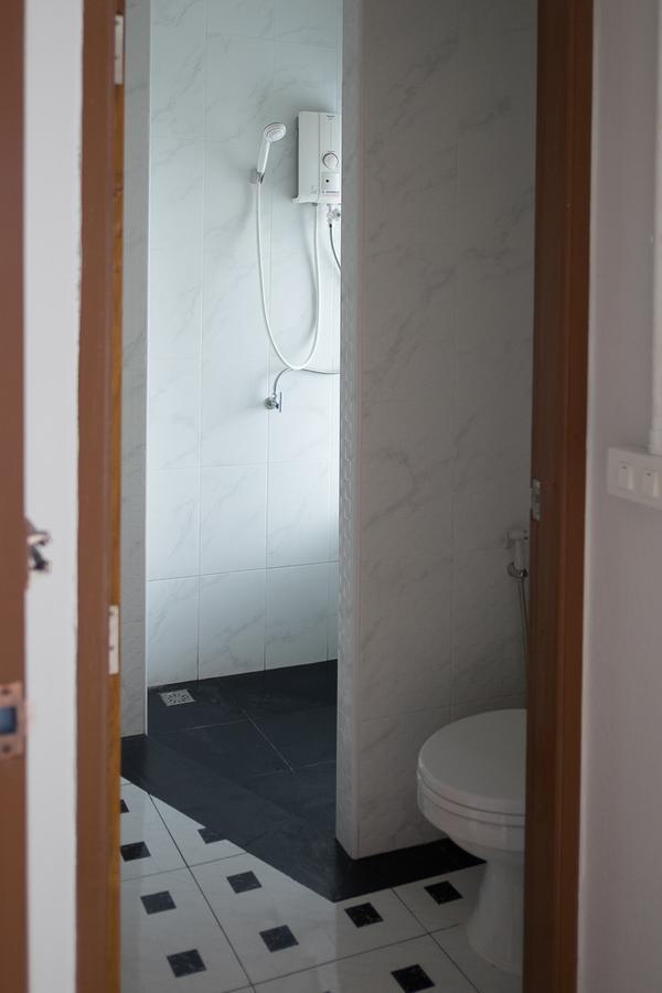 Pugdee Hotel Lang Suan Buitenkant foto